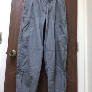 White Fox  Gray Cargo Track Pants 100% nylon, sz L